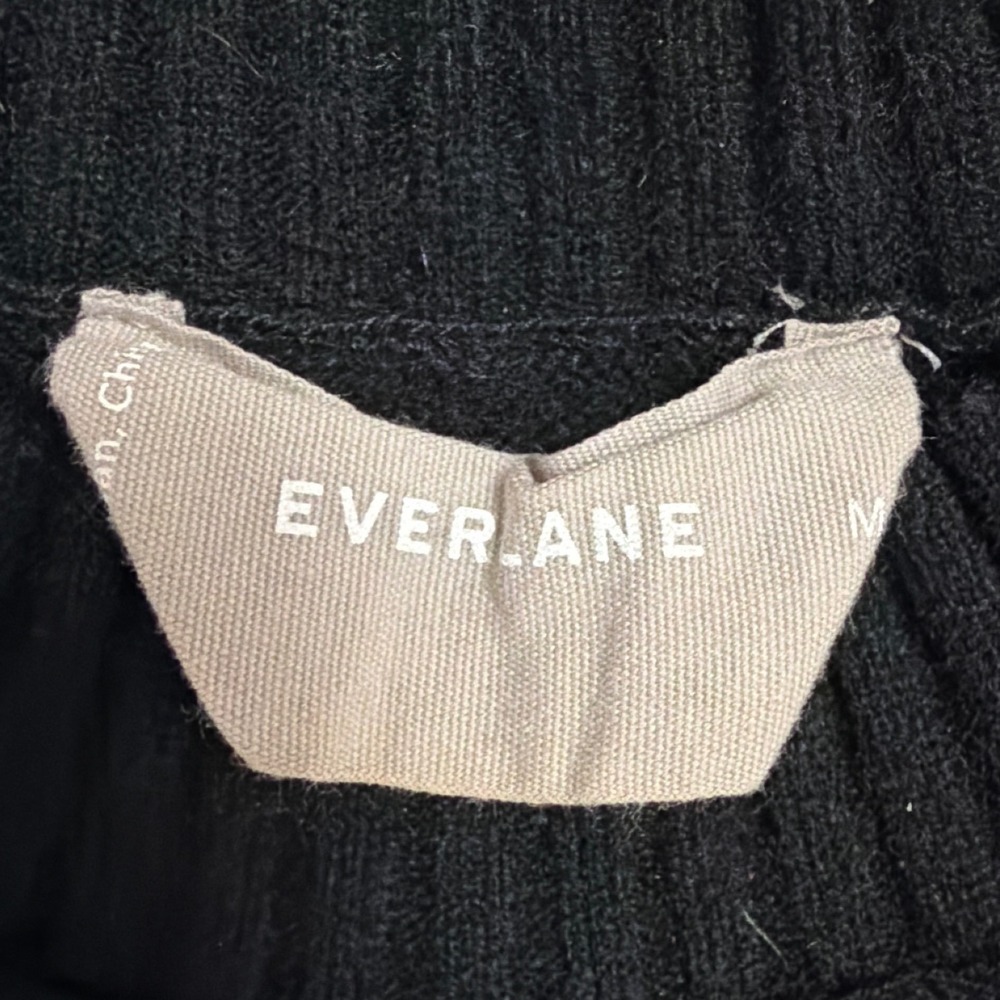 Everlane Black Recycled Cashmere Wool Crewneck Sweater Medium - Picture 3 of 6